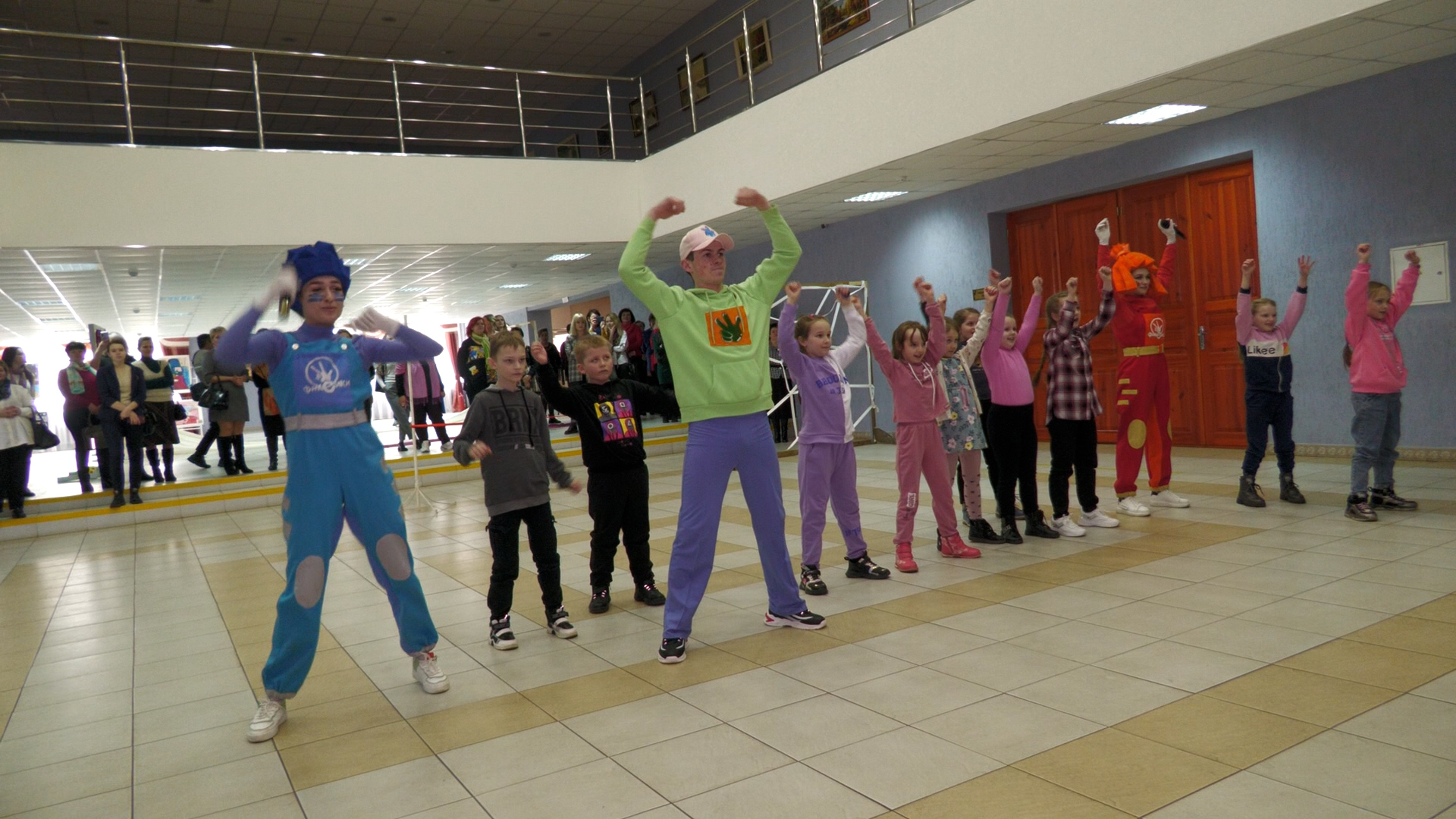 00000.00 10 26 49.Still008