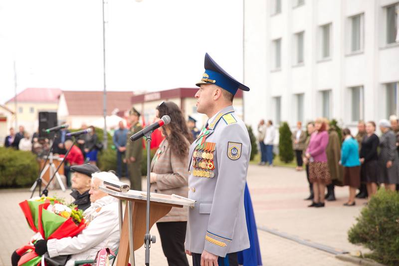 photo 5330387931887687512 x