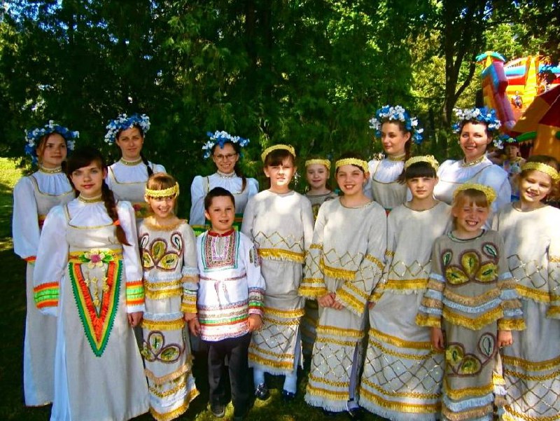 Образцовая вокальная студия «Сузор’е»